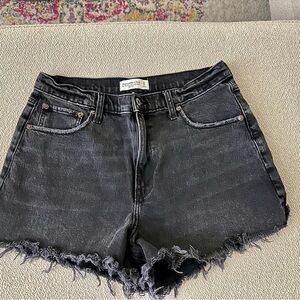 Abercrombie and Fitch The 90’s Relaxed Cutoff Short High Rise Black Jean Shorts